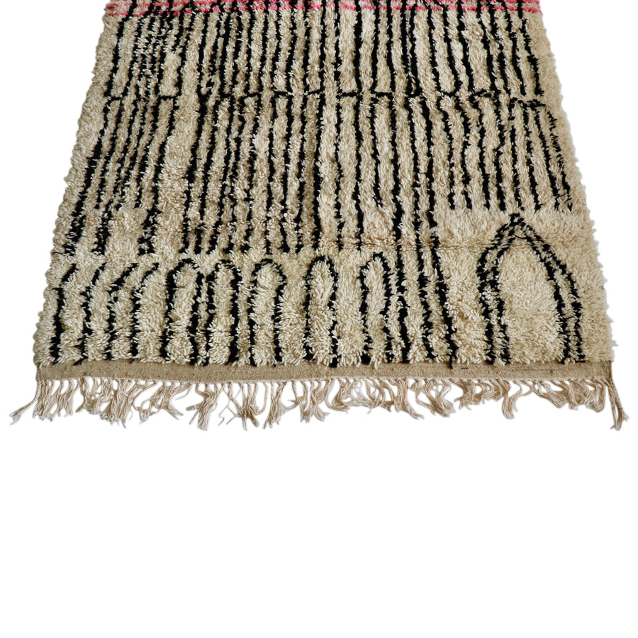 Black & White Azilal Rug 56" x 109"